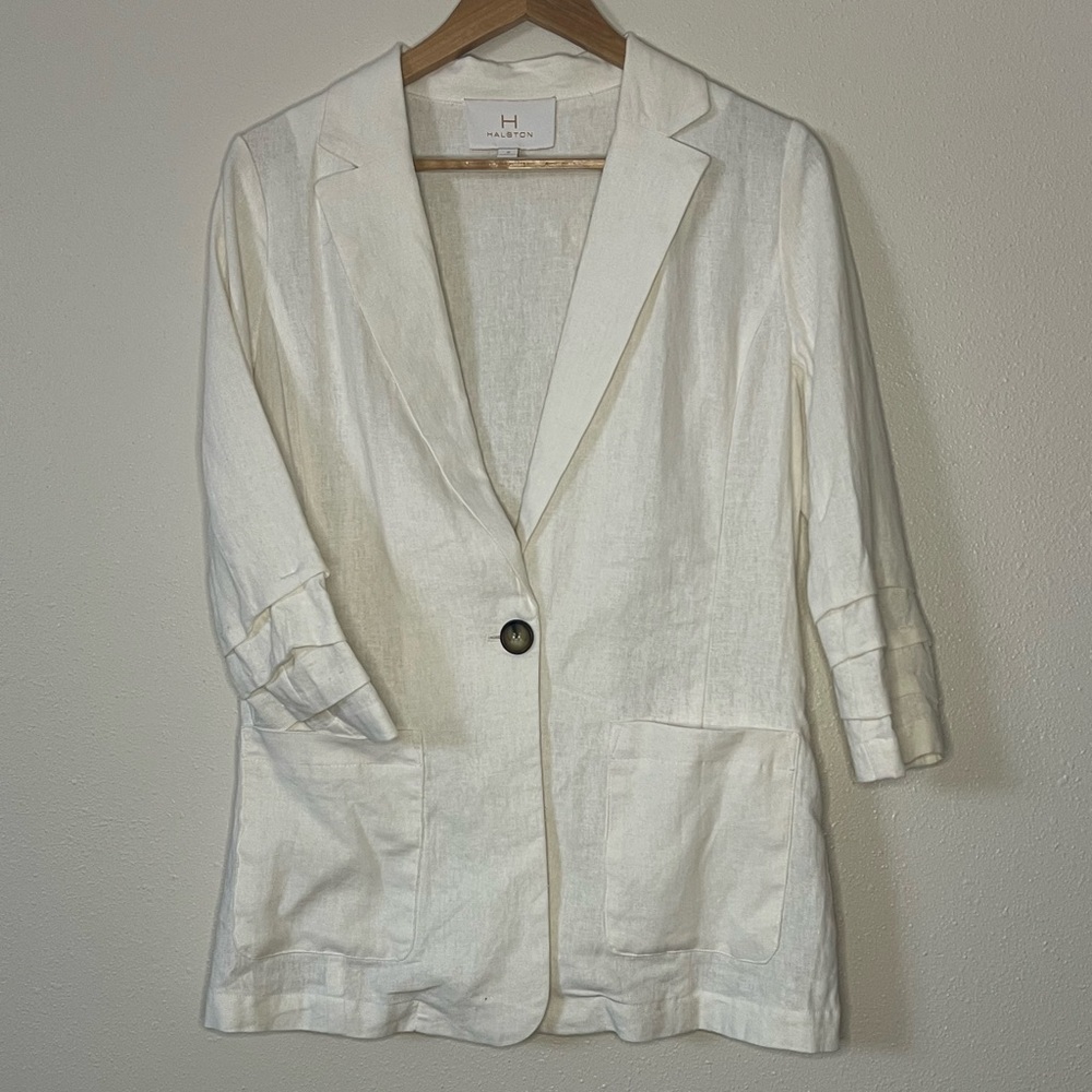 Halston Linen Blazer/Jacket with Tortoise Shell Buttons & Ruched Sleeves